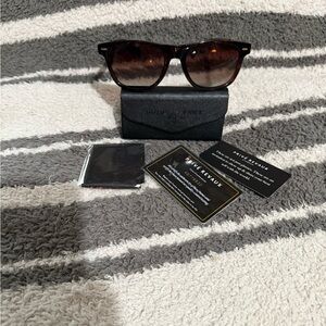 NEW PRIVE REVAUX FOLDABLE POLARIZED
"THE GO GETTER"
C10 55-19-145